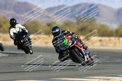 media/Jan-09-2022-SoCal Trackdays (Sun) [[2b1fec8404]]/Turn 14 (10am)/